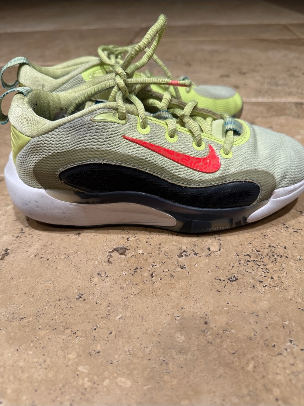 Nike Isofly Kids' Light Green and Black Sneakers with Coral Swoosh